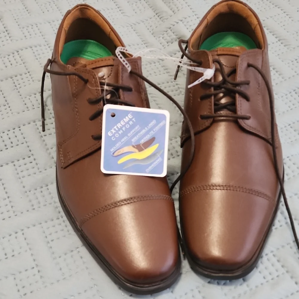 Clarks Tan Leather Men's Oxfords